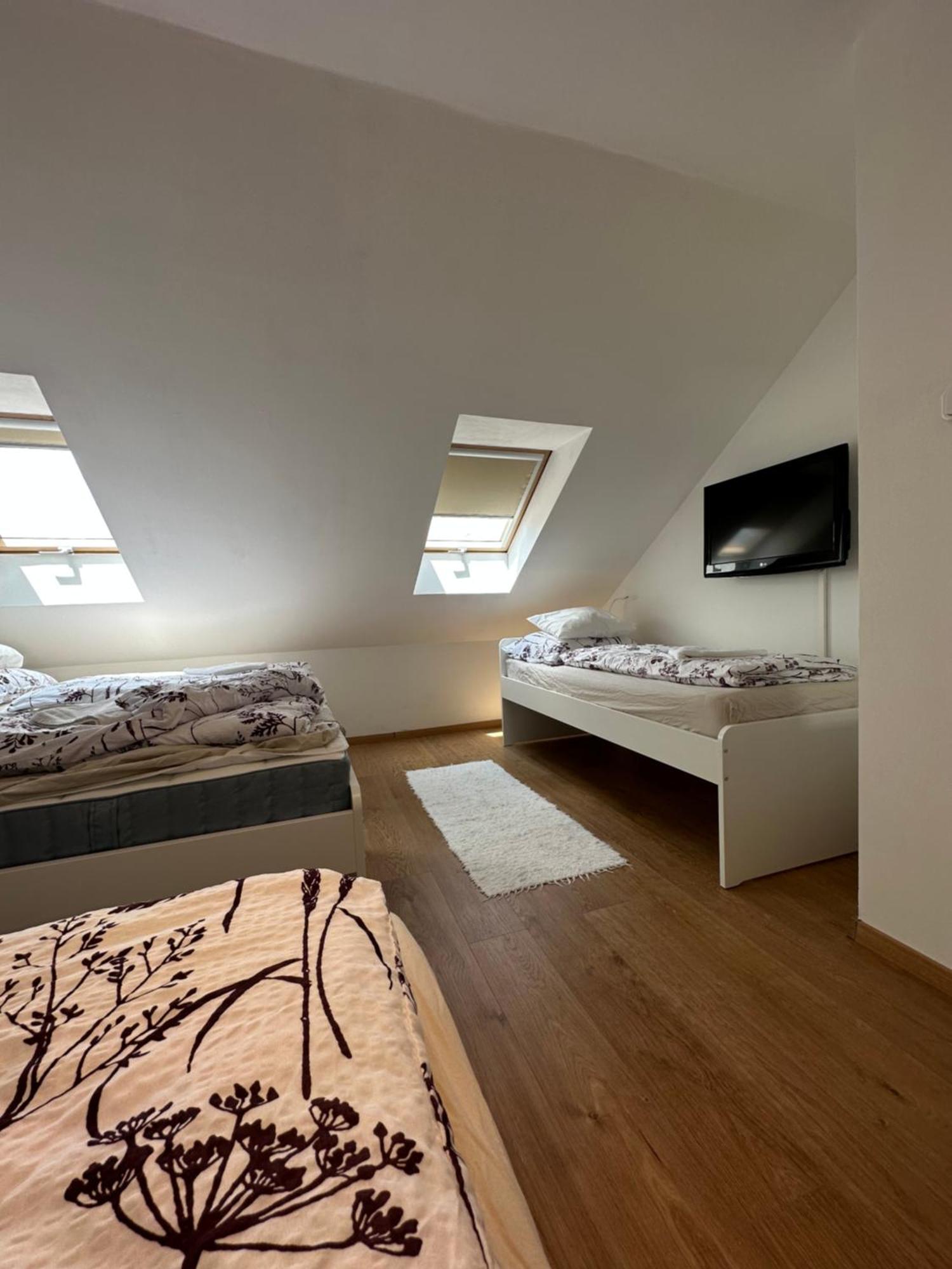 Centroom Apartment Budapest Esterno foto